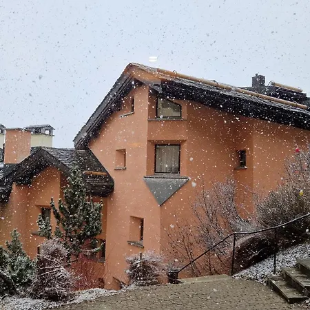 Chesa Bellaval, Haus Chamuotsch 3 1 2-zimmerwohnung *